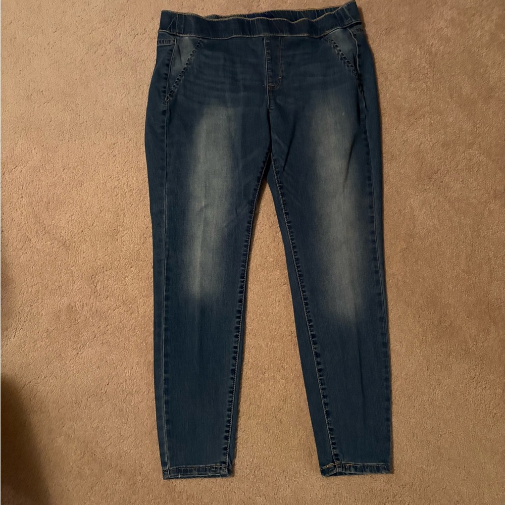 Apt. 9 Women's Dark Blue Straight Leg Jeans with Stretch Waistband ❤️